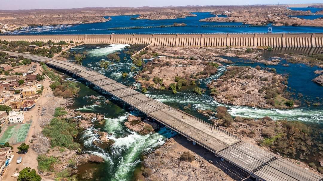 Aswan Tank Alternative Axis
